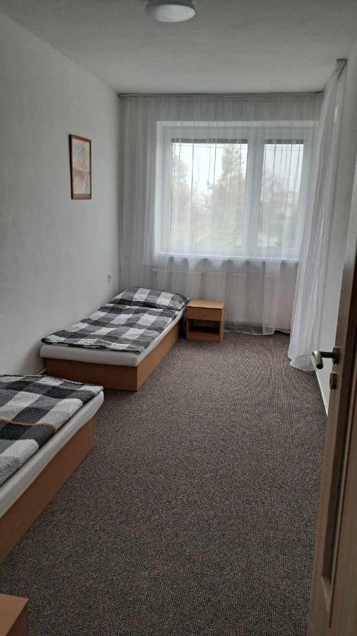 Naty Apartman Haniska Exterior foto